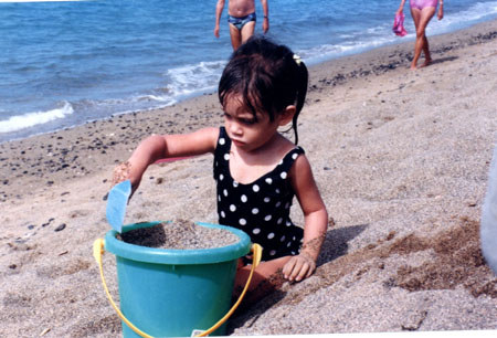 hawaii beaches girls. Eye of Hawaii - Life#39;s a Beach